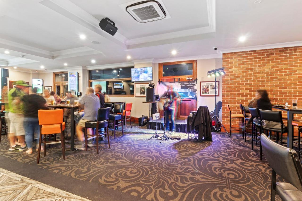 Hotel Queanbeyan Canberra Dış mekan fotoğraf